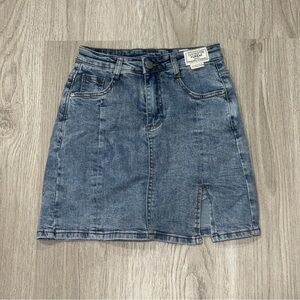 FurBak Denim Mini Skirt —
Women's M